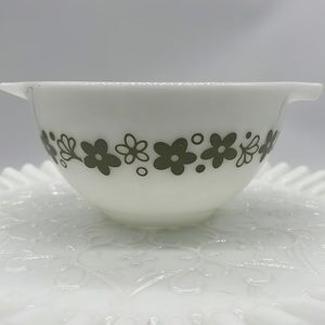Pyrex Cinderella bowl